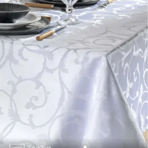 Toalha de Mesa Quadrada Döhler 4 lugares Requinte II TJ6205 1,40X1,40 m