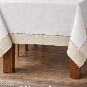 Toalha de Mesa Quadrada 8 lugares Léia com Ponto D ajour 2,00X2,00 m Döhler