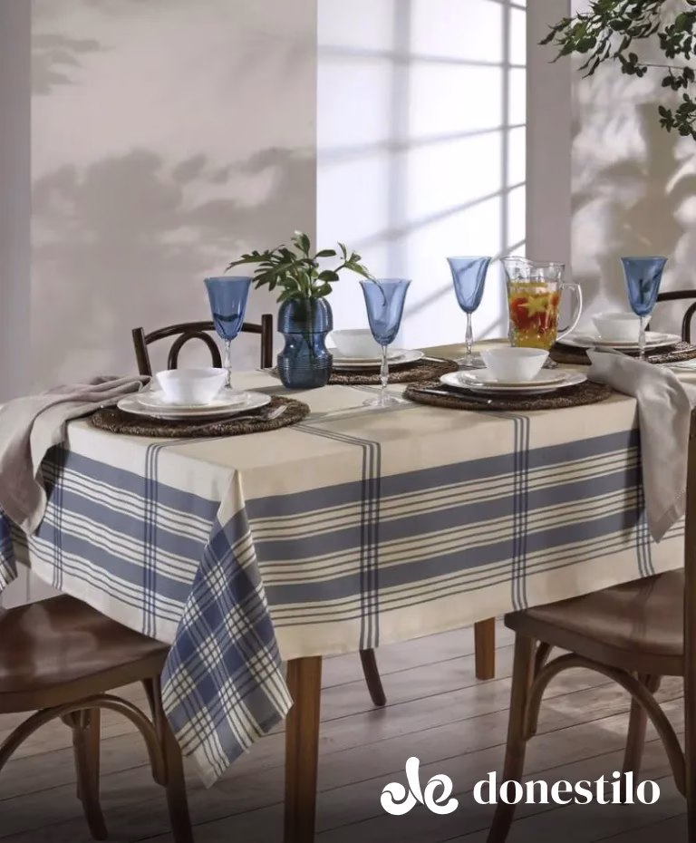 Toalha de Mesa Quadrada 8 lugares Renova Luna 1,80X1,80 m Döhler